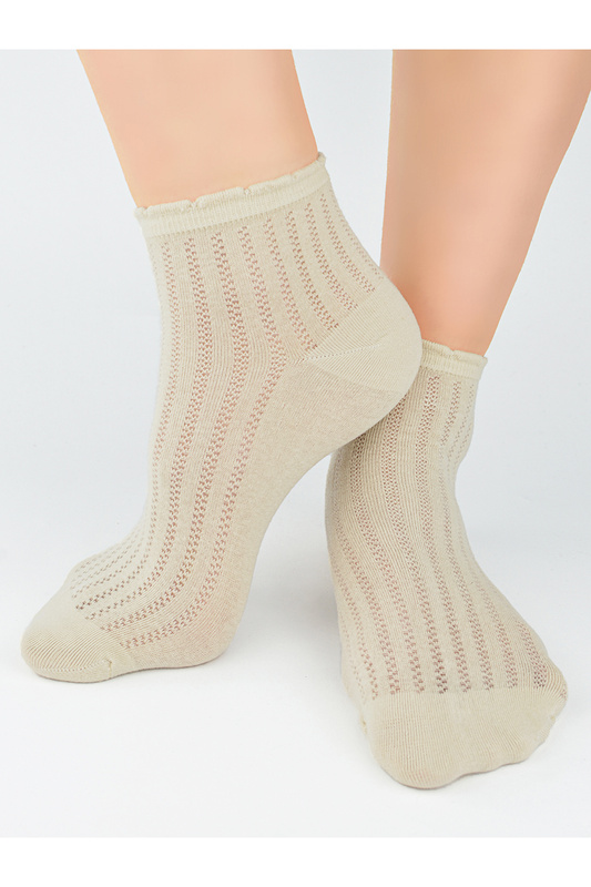 Skarpetki damskie żakardowe prążek SB120 jasno beżowe Noviti
