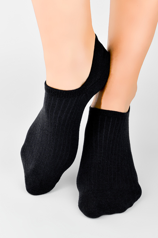 Stopki męskie bawełniane silikon ST049 czarne Noviti